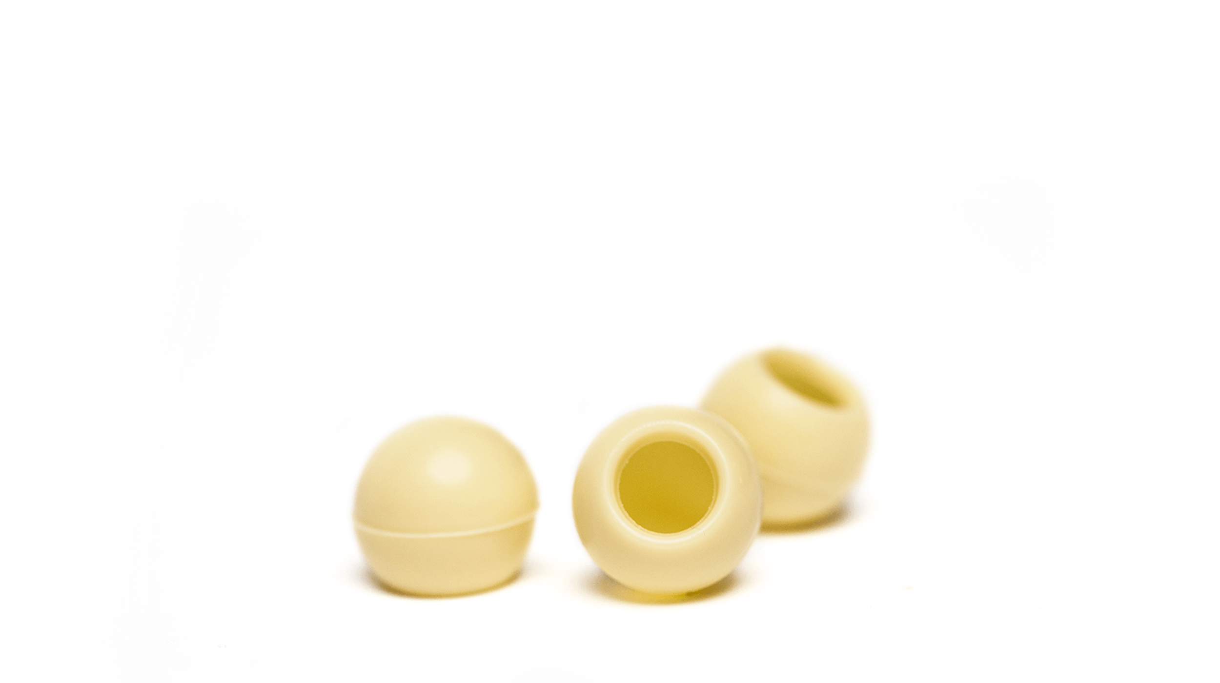 White Chocolate Truffle Shells 25mm x 504pc Smet